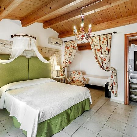 Villa U Marchisi B&B 希克利 外观 照片