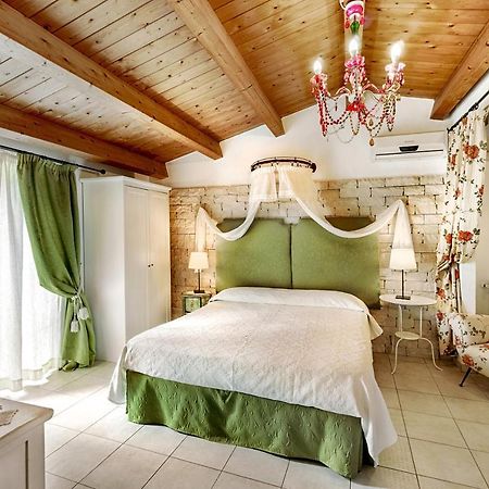 Villa U Marchisi B&B 希克利 外观 照片