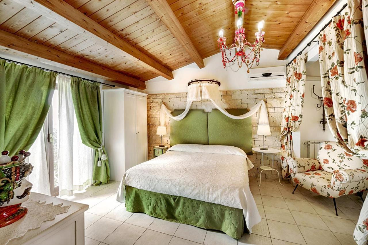 Villa U Marchisi B&B 希克利 外观 照片