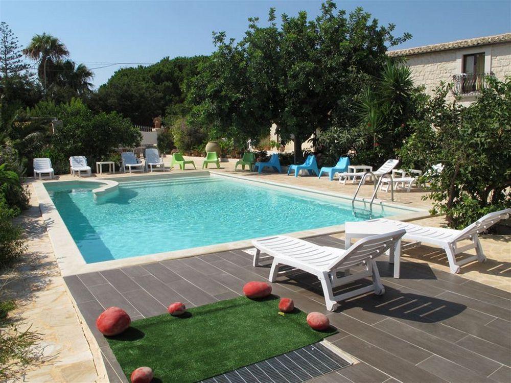 Villa U Marchisi B&B 希克利 外观 照片