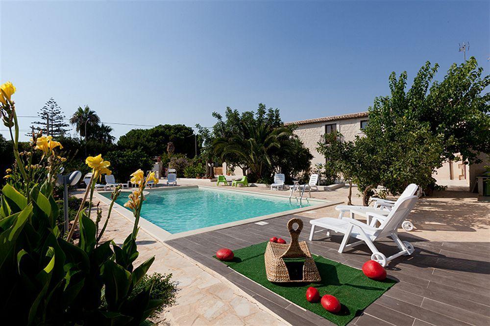 Villa U Marchisi B&B 希克利 外观 照片